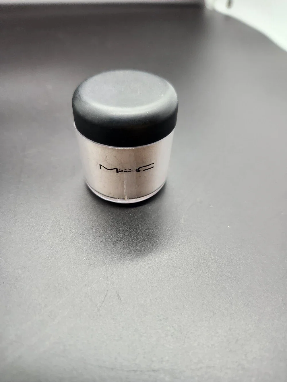 MAC Cosmetics Loose Pigment Jar- Quick Frost